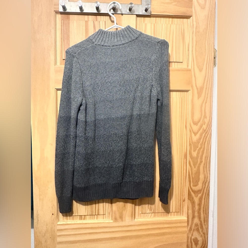 Harley Davidson Size L sweater - Picture 2 of 3